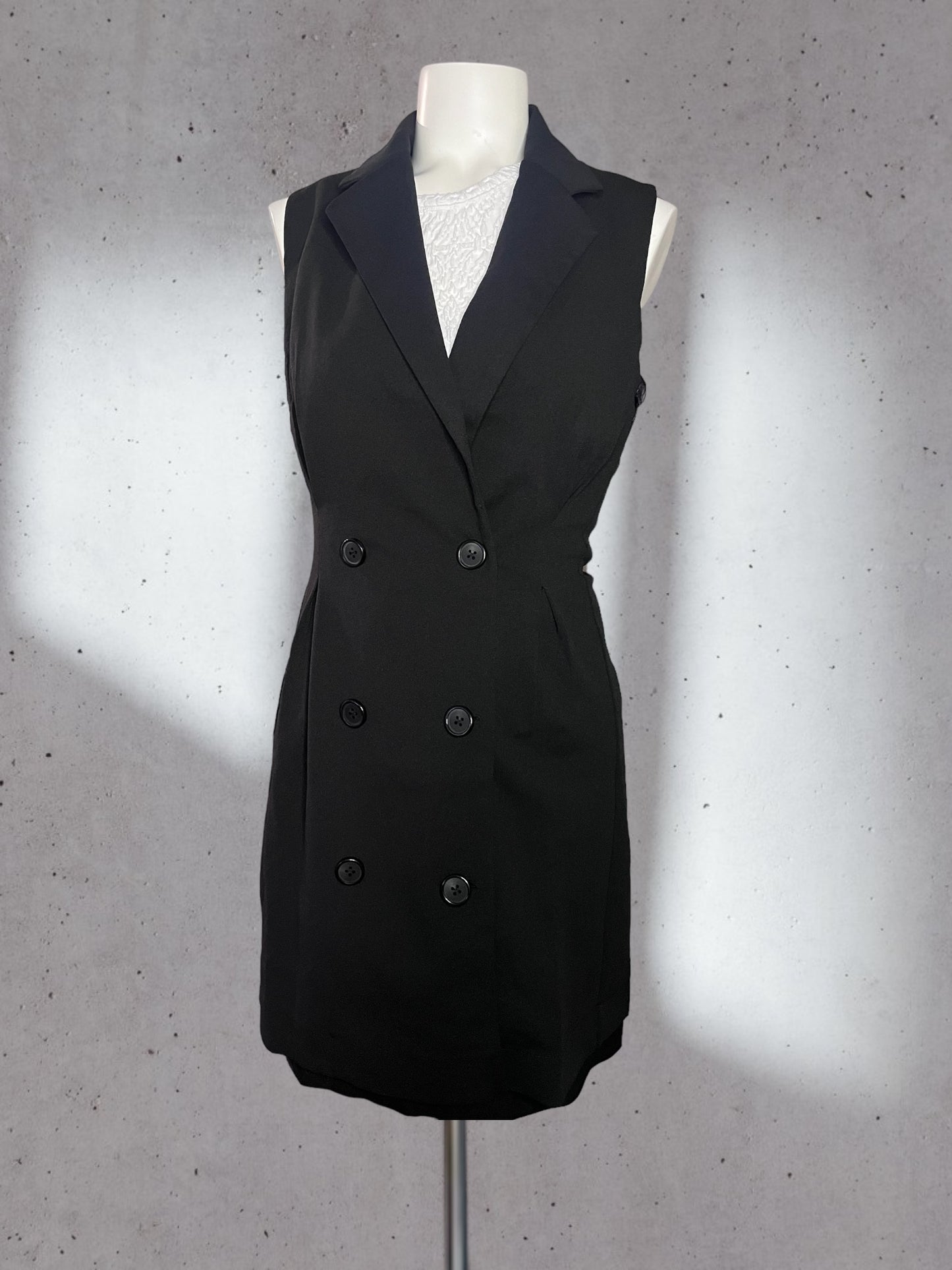 Sleeveless Blazer (Black)