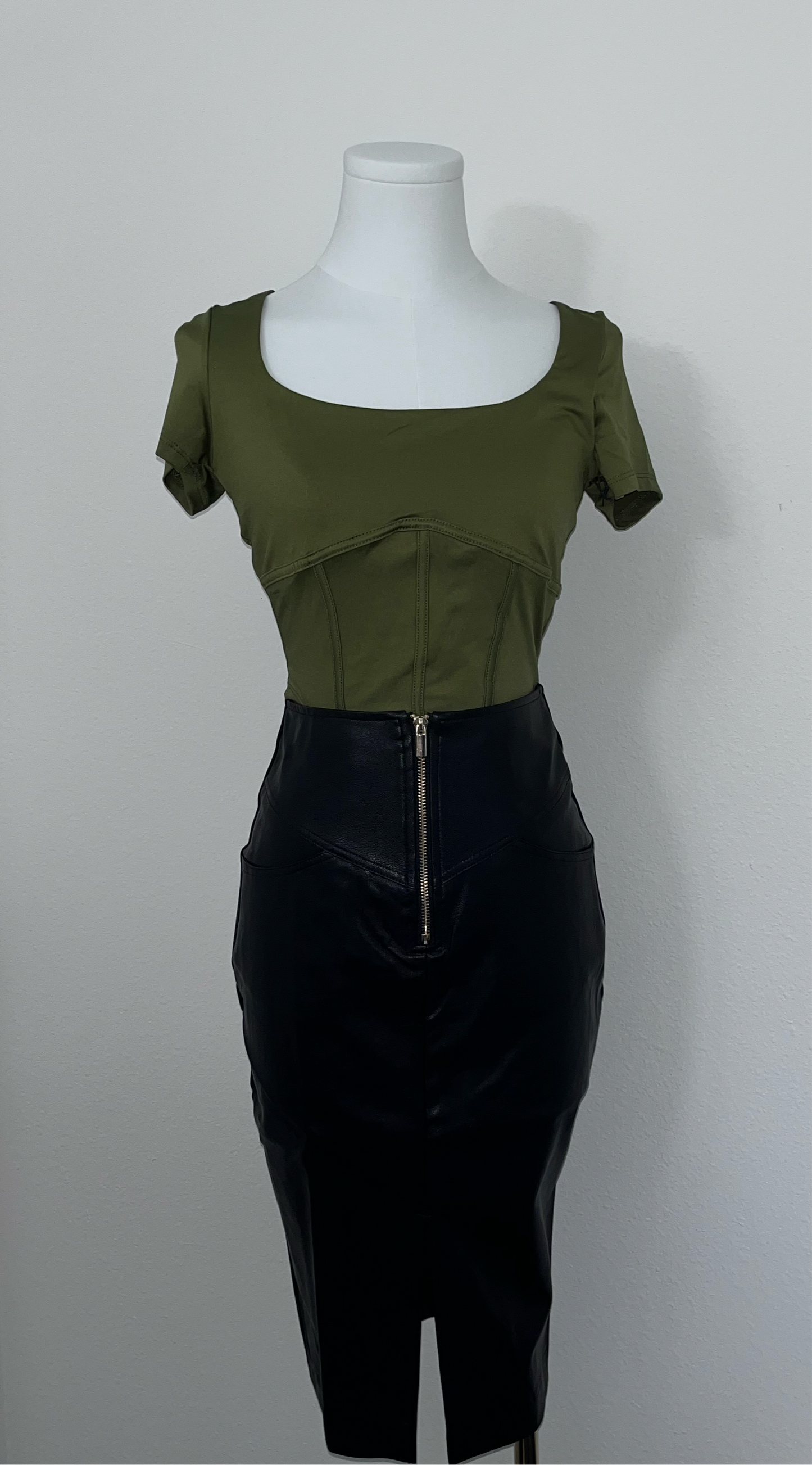 Square Neck - Cropped Corset Top